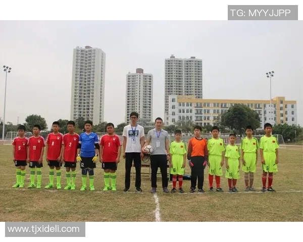 超越自我拼搏精神足球明星的敬业故事与奋斗历程 超越自我拼搏精神足球明星的敬业故事与奋斗历程