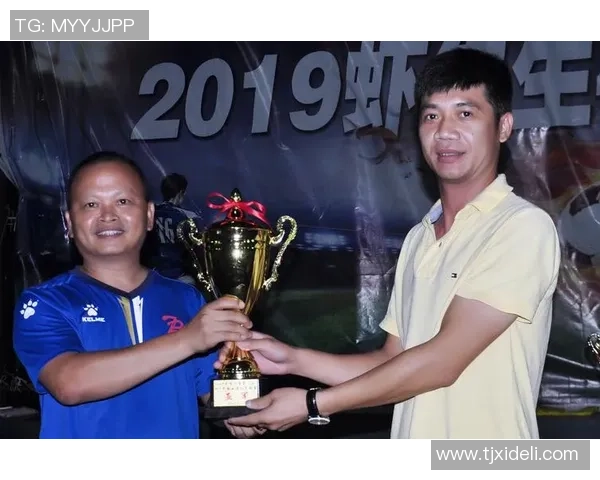 足球明星卡牌正版热潮来袭收藏你的偶像与荣耀瞬间